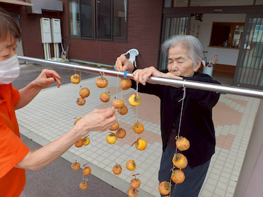 干し柿作り (9).jpg