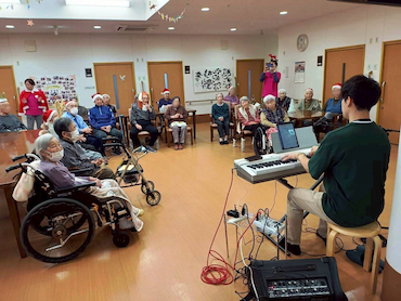 2025年クリスマス会 (11).jpg